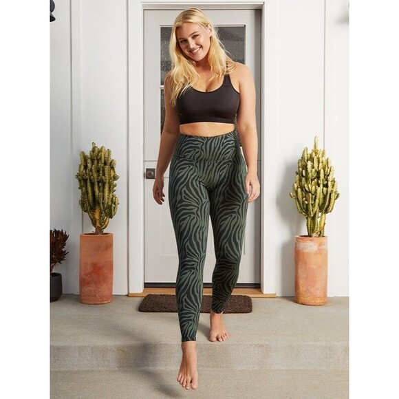 🔆5/$25 ruby ribbon sport ankle leggings In Olive And Black High Waist Zebra 3x - Picture 1 of 5